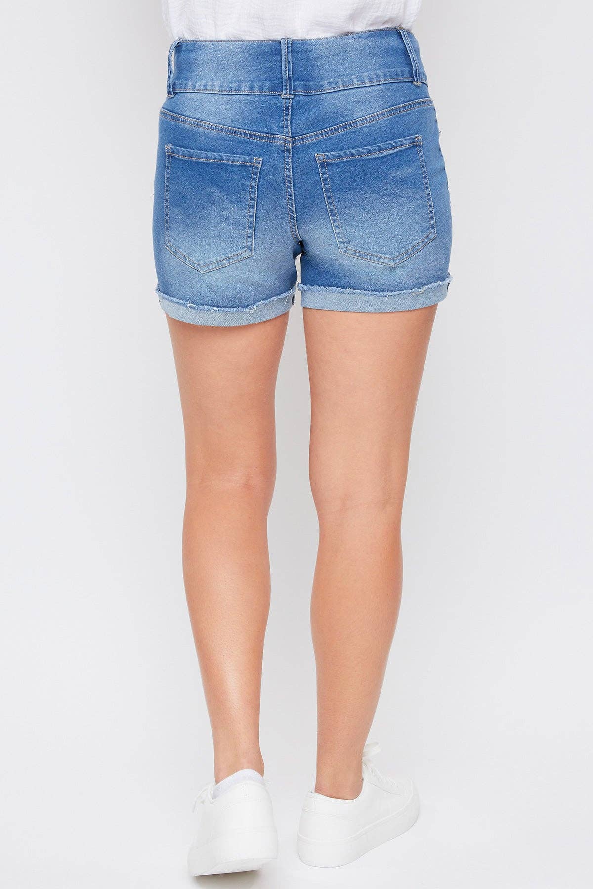 Basic 3 Button Fray Cuff Shorts