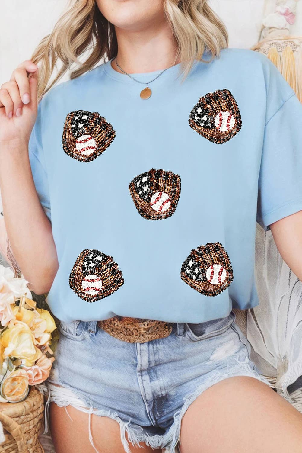 Gopher Ball Sequin Patched Casual T-Shirt