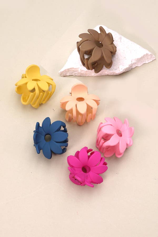 MINI FLOWER HAIR CLAW CLIPS