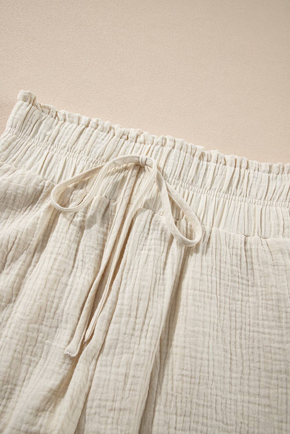 Textured Frilled Knotted High Waist Lace Hem Shorts