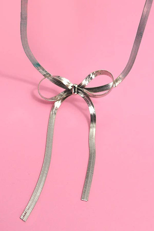 Herringbone Snake Chain Bow Necklace