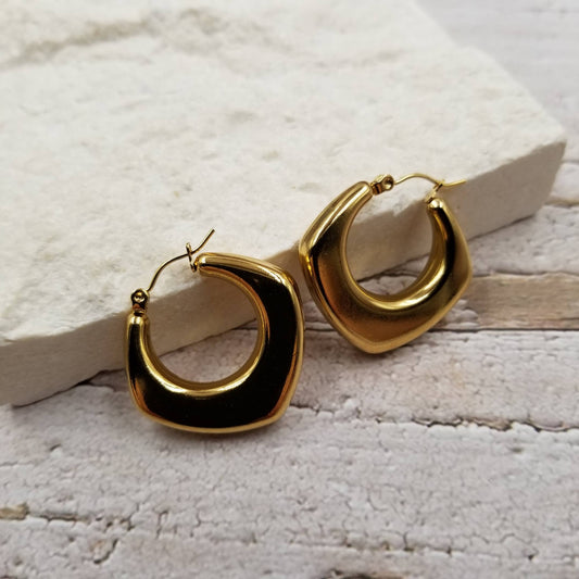 Geometric Round Chunky Hoop