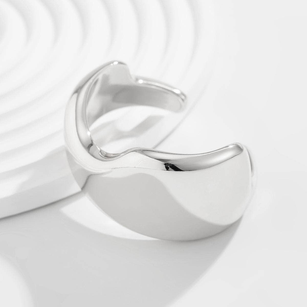 LUXURY IRREGULAR SHAPE CUFF BANGLE