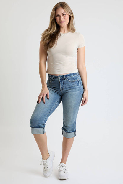 Mid Rise Premium Stretch Essential Cuff Capri