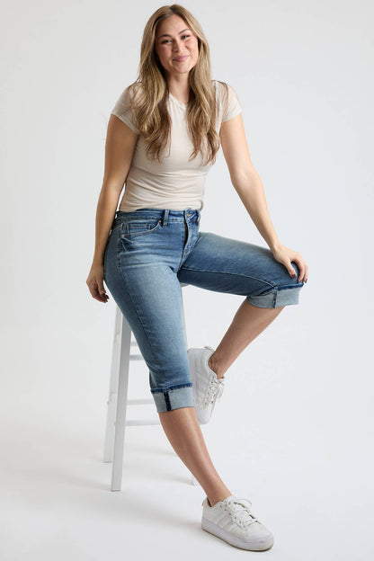 Mid Rise Premium Stretch Essential Cuff Capri