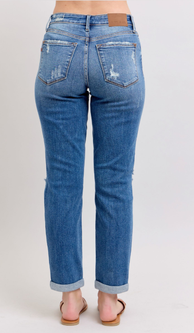 Judy Blue Medium Rise Vintage Wash Boyfriend Fit W/ Destroy -82663