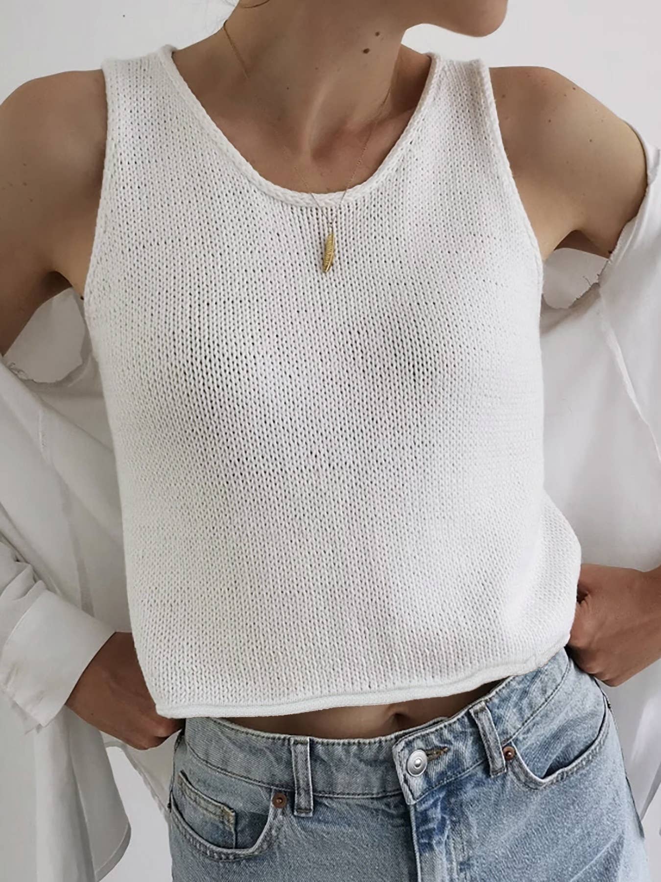 Knit crop top crew-neck tank top
